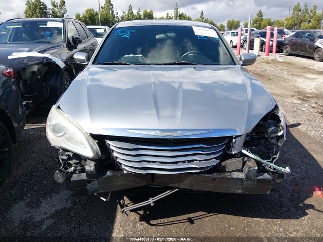 Продажа на аукционе авто 2014 Chrysler 200 Touring, vin: 1C3CCBBG5EN115184, номер лота: 44388153