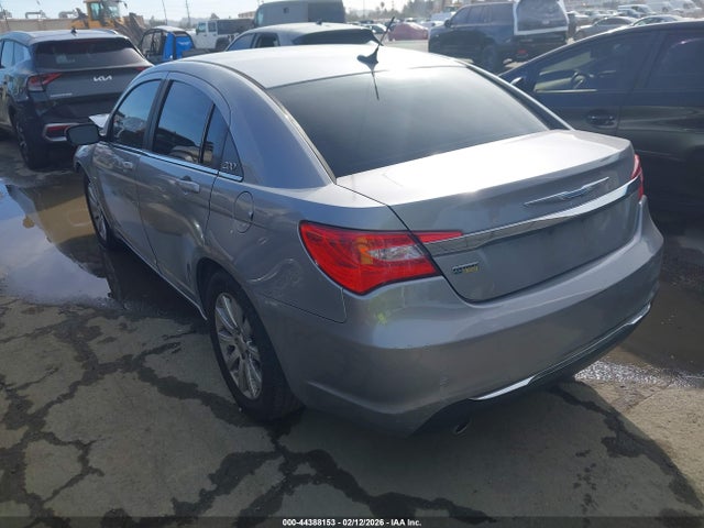 Продажа на аукционе авто 2014 Chrysler 200 Touring, vin: 1C3CCBBG5EN115184, номер лота: 44388153