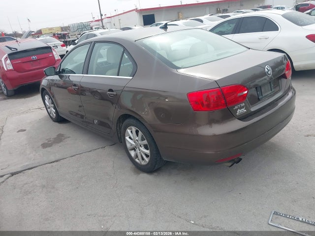 3VWD07AJ1EM382056 Volkswagen Jetta 1.8t Se