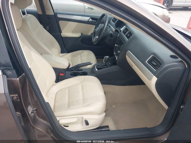 3VWD07AJ1EM382056 Volkswagen Jetta 1.8t Se