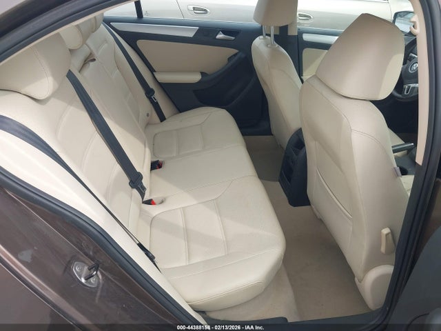 3VWD07AJ1EM382056 Volkswagen Jetta 1.8t Se