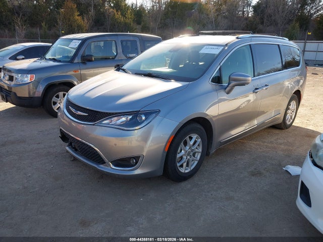 Продаж на аукціоні авто 2020 Chrysler Pacifica Touring L, vin: 2C4RC1BG2LR106085, номер лоту: 44388181