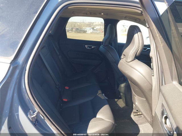 YV4L12RK0N1904696 Volvo Xc60 B5 Momentum
