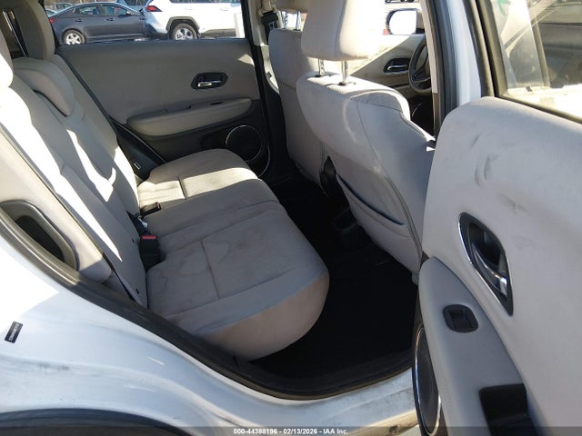 2017 HONDA HR-V 3CZRU6H50HM724191 Photo 7