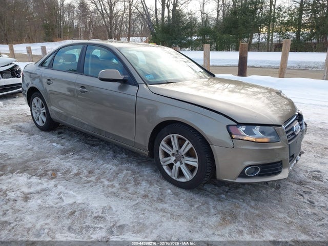 2010 AUDI A4 WAUBFAFL4AN058175 Photo 0