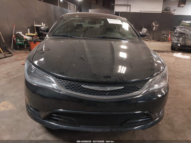 Продажа на аукционе авто 2015 Chrysler 200 S, vin: 1C3CCCBB0FN614406, номер лота: 44388229