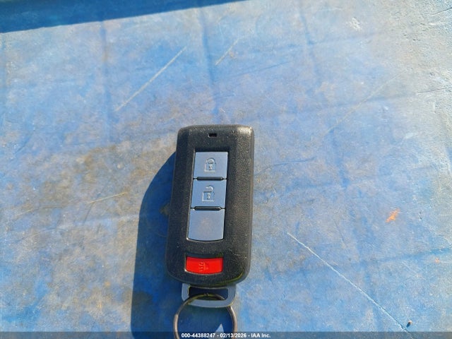 2020 MITSUBISHI OUTLANDER JA4AD3A3XLZ022729 Photo 10