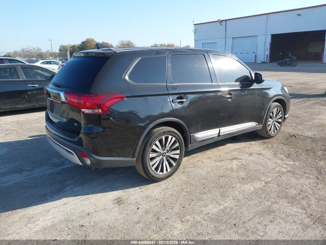 2020 MITSUBISHI OUTLANDER JA4AD3A3XLZ022729 Photo 3