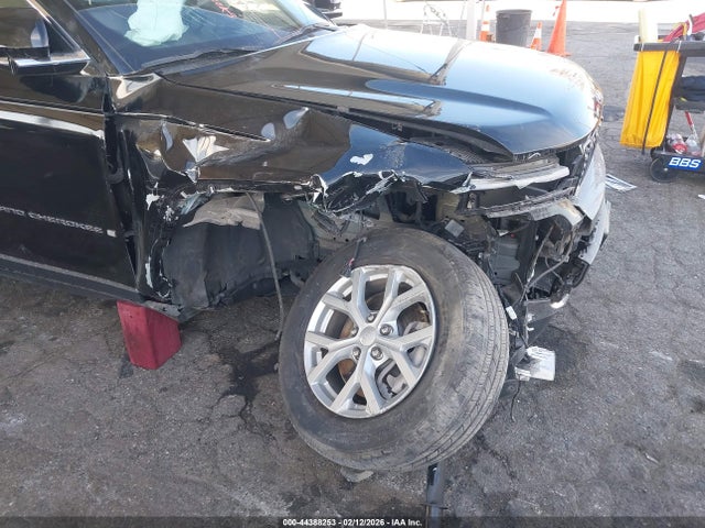 2023 JEEP GRAND CHEROKEE L 1C4RJKBG7P8888123 Photo 5