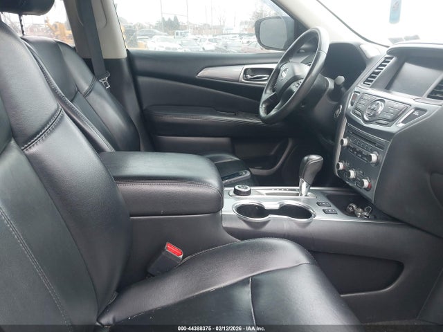 5N1DR2MM9HC698744 Nissan Pathfinder Sl