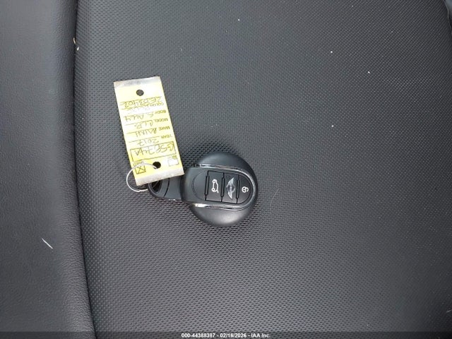 2017 MINI CLUBMAN WMWLU5C52H2E83402 Photo 10