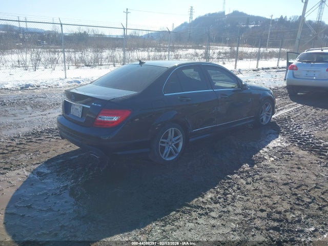 44388391 :رقم المزاد ، WDDGF8AB0EA943511 vin ، 2014 Mercedes-benz C 300 Sport 4matic مزاد بيع