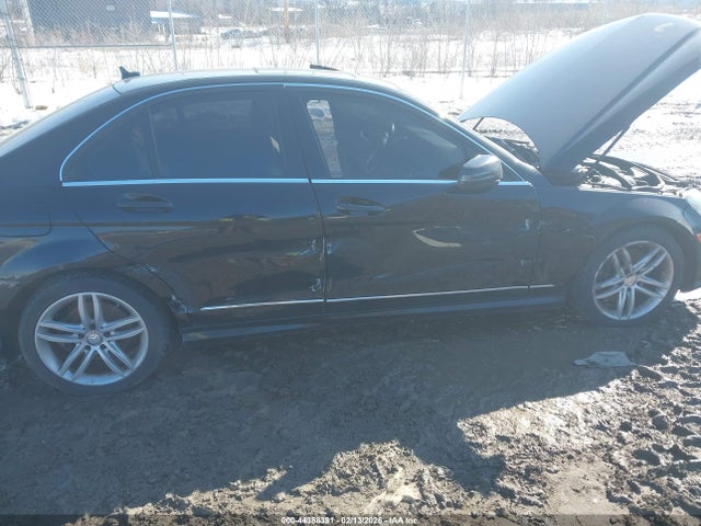 44388391 :رقم المزاد ، WDDGF8AB0EA943511 vin ، 2014 Mercedes-benz C 300 Sport 4matic مزاد بيع