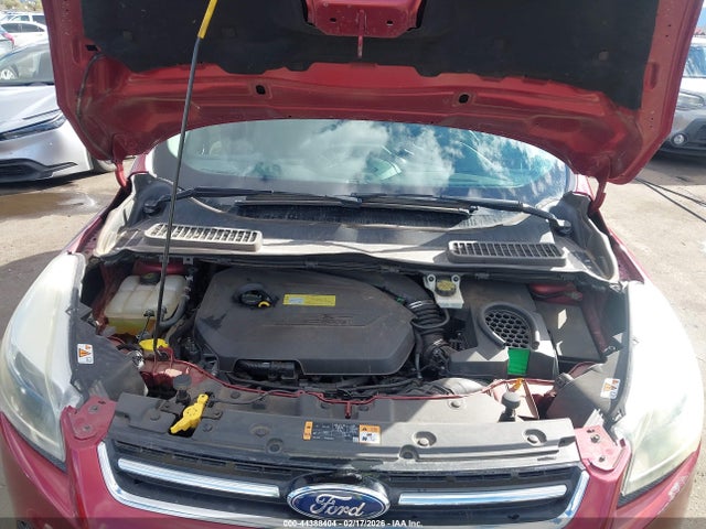 1FMCU0JX7EUA93818 Ford Escape Titanium