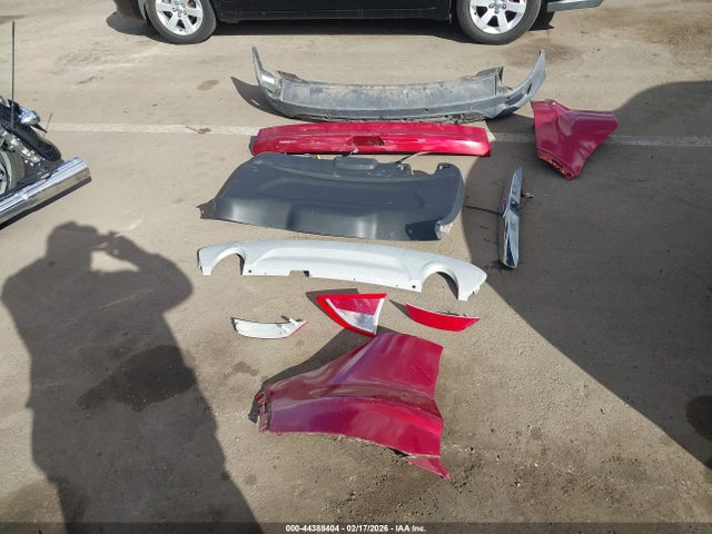 1FMCU0JX7EUA93818 Ford Escape Titanium