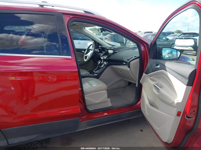 1FMCU0JX7EUA93818 Ford Escape Titanium