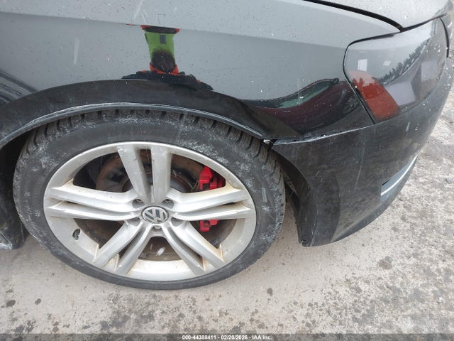 44388411 :رقم المزاد ، 1VWCM7A34DC031885 vin ، 2013 Volkswagen Passat 3.6l V6 Sel Premium مزاد بيع