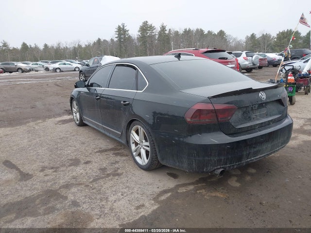44388411 :رقم المزاد ، 1VWCM7A34DC031885 vin ، 2013 Volkswagen Passat 3.6l V6 Sel Premium مزاد بيع