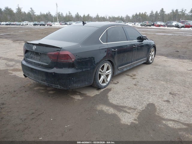 44388411 :رقم المزاد ، 1VWCM7A34DC031885 vin ، 2013 Volkswagen Passat 3.6l V6 Sel Premium مزاد بيع