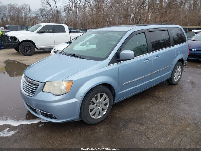 2013 Chrysler Town & Country Touring მანქანა იყიდება აუქციონზე, vin: 2C4RC1BG9DR539534, აუქციონის ნომერი: 44388447