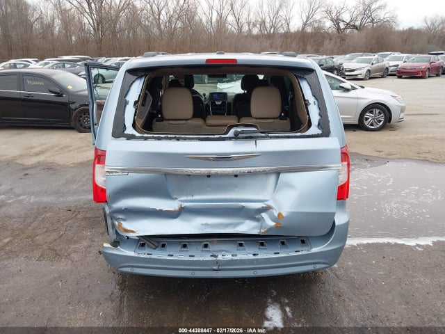 2013 Chrysler Town & Country Touring მანქანა იყიდება აუქციონზე, vin: 2C4RC1BG9DR539534, აუქციონის ნომერი: 44388447