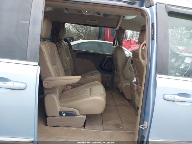 2013 Chrysler Town & Country Touring მანქანა იყიდება აუქციონზე, vin: 2C4RC1BG9DR539534, აუქციონის ნომერი: 44388447
