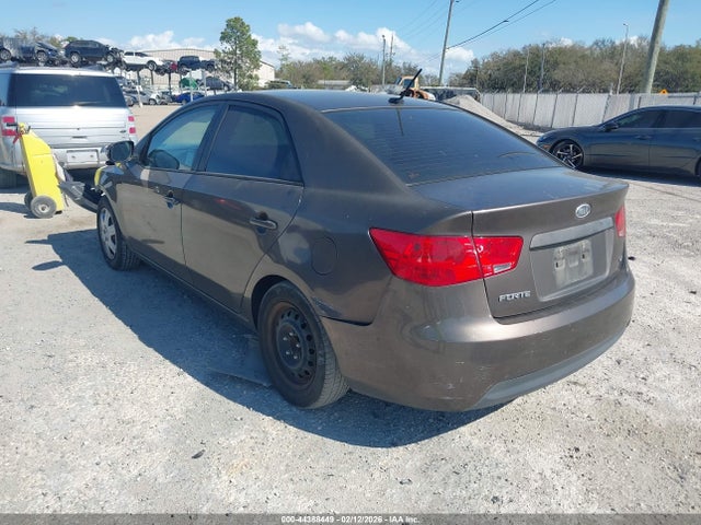 2013 Kia Forte Ex მანქანა იყიდება აუქციონზე, vin: KNAFU4A25D5739134, აუქციონის ნომერი: 44388449
