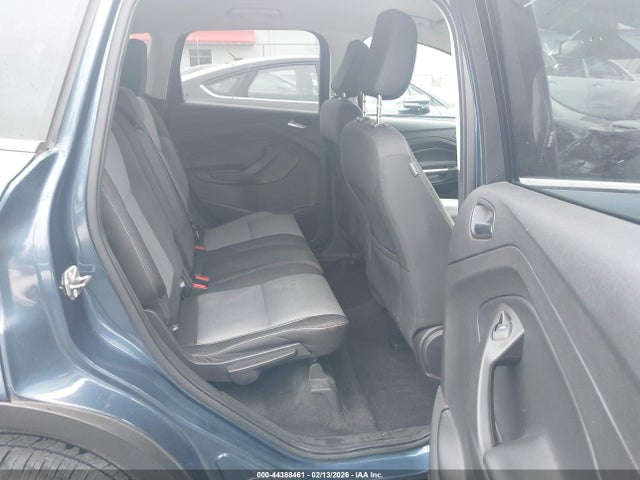 1FMCU0GDXJUA70573 Ford ESCAPE SE