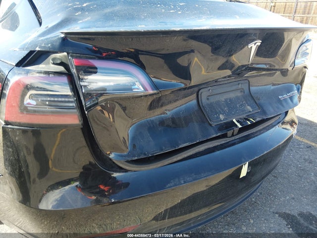 Продажа на аукционе авто 2021 Tesla Model 3 Performance Dual Motor All-wheel Drive, vin: 5YJ3E1EC9MF061118, номер лота: 44388473