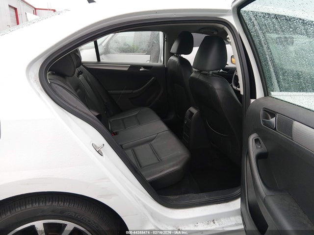 Продажа на аукционе авто 2017 Volkswagen Jetta 1.4t Se, vin: 3VWDB7AJ4HM336171, номер лота: 44388474