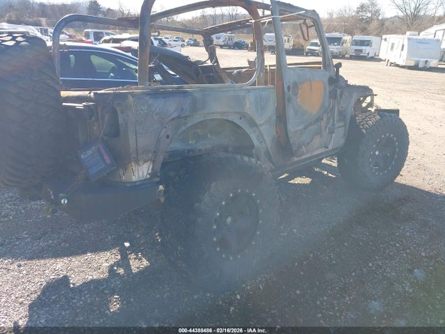 2016 JEEP WRANGLER 1C4AJWAG5GL324375 Photo 3