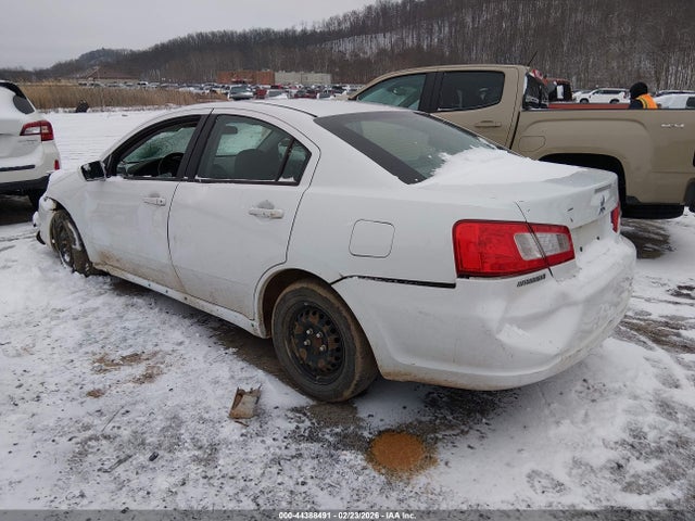 2010 MITSUBISHI GALANT 4A32B2FF1AE011424 Photo 2