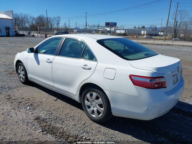 2007 TOYOTA CAMRY 4T1BE46K97U710622 Photo 2