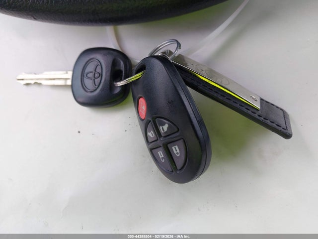 5TDKZ3DC5KS966574 Toyota Sienna Le 8 Passenger