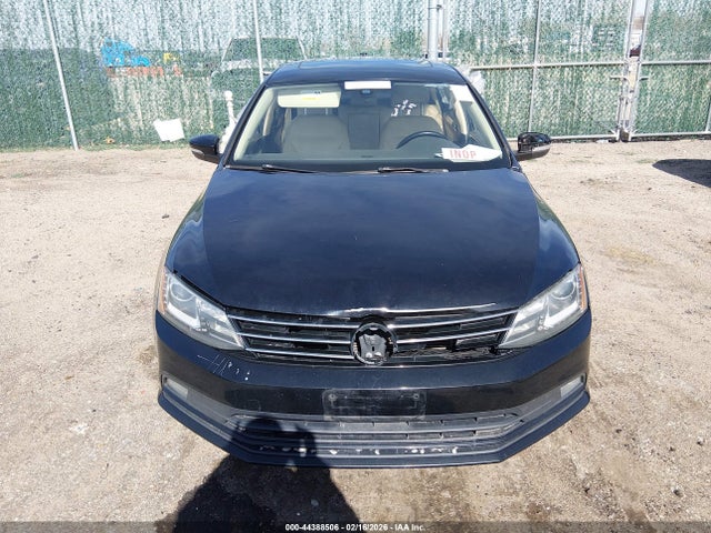 3VWL17AJ3GM385861 Volkswagen Jetta 1.8t Sel