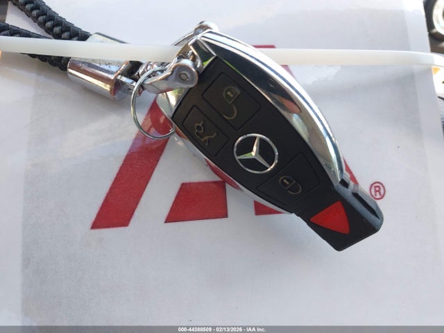 2004 Mercedes-benz E 320 მანქანა იყიდება აუქციონზე, vin: WDBUH65J34A378598, აუქციონის ნომერი: 44388509