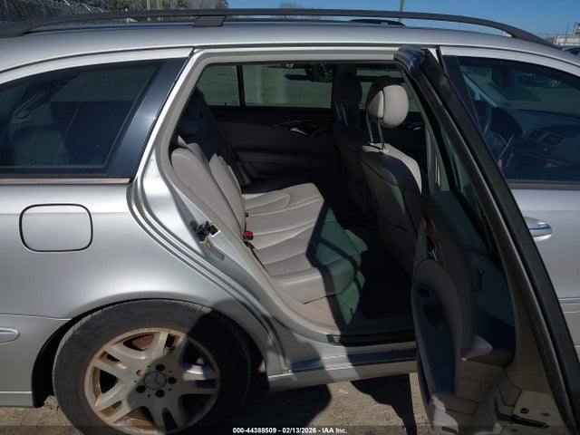 2004 Mercedes-benz E 320 მანქანა იყიდება აუქციონზე, vin: WDBUH65J34A378598, აუქციონის ნომერი: 44388509