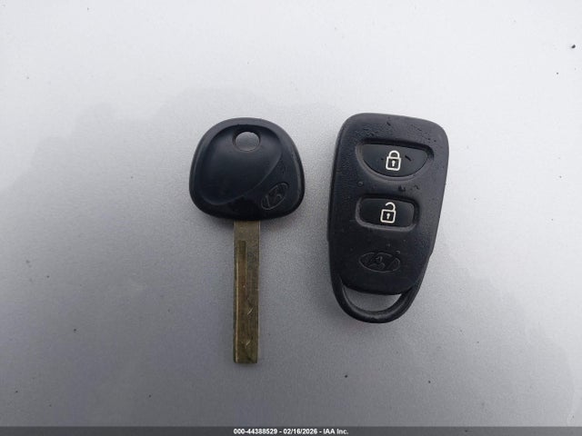 KMHCT4AE9FU885852 Hyundai ACCENT GLS