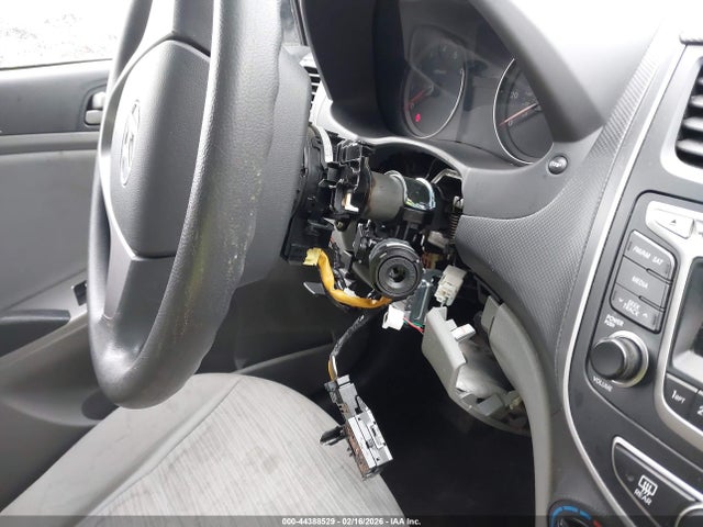 KMHCT4AE9FU885852 Hyundai ACCENT GLS