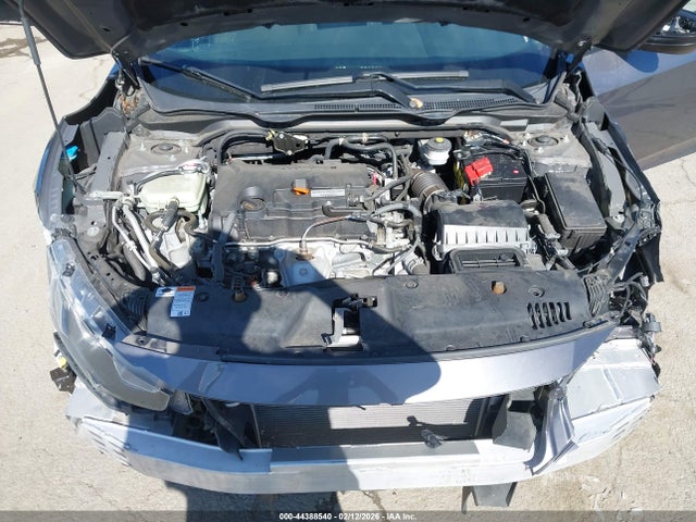 2HGFC2F57JH587814 Honda Civic Lx