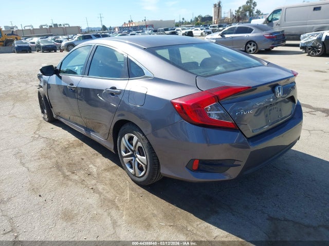 2HGFC2F57JH587814 Honda Civic Lx