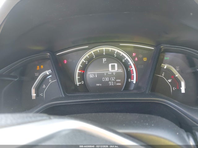 2HGFC2F57JH587814 Honda Civic Lx
