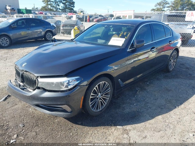 2018 BMW 530I WBAJA5C53JWA38942 Photo 1