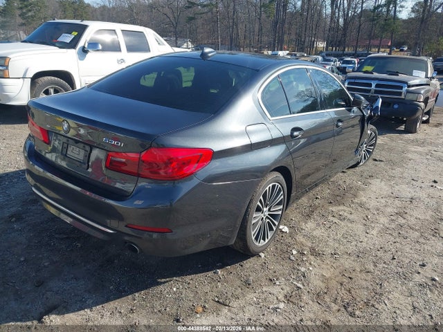 2018 BMW 530I WBAJA5C53JWA38942 Photo 3