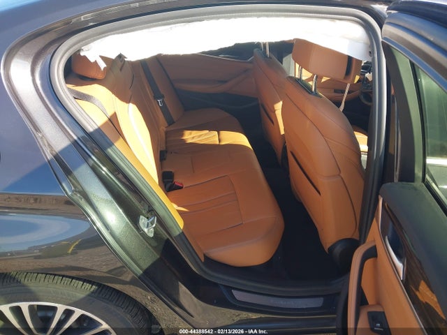 2018 BMW 530I WBAJA5C53JWA38942 Photo 7