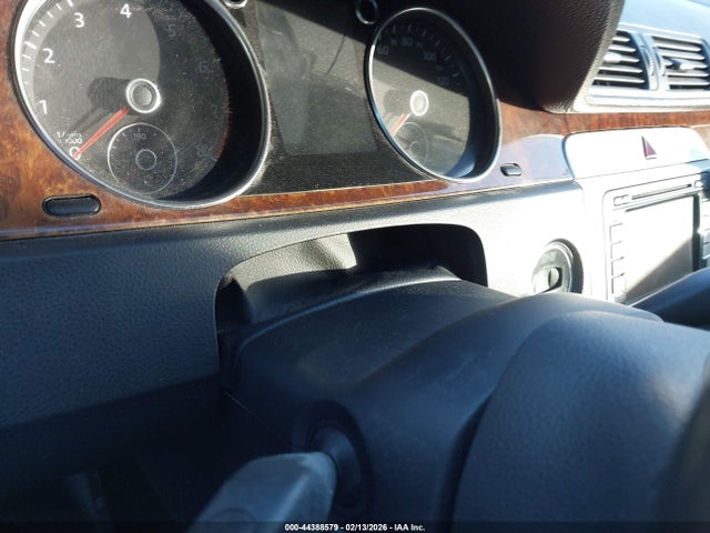 Продажа на аукционе авто 2011 Volkswagen Cc Lux Plus, vin: WVWHN7AN4BE703601, номер лота: 44388579
