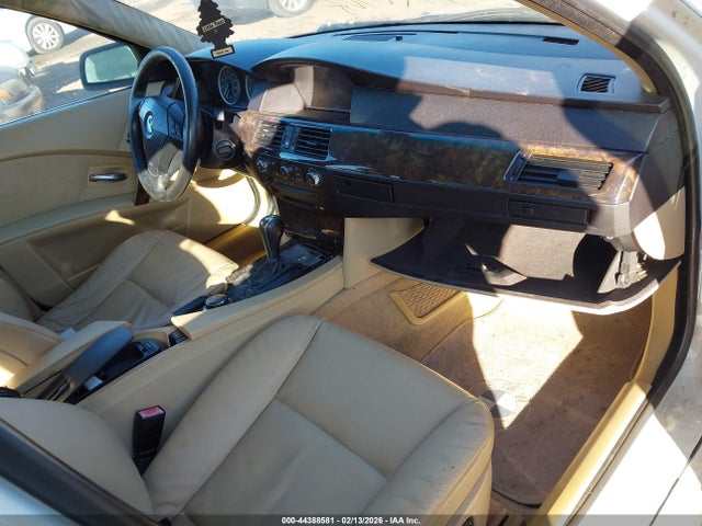 44388581 :رقم المزاد ، WBANE73516CM43544 vin ، 2006 Bmw 530i مزاد بيع