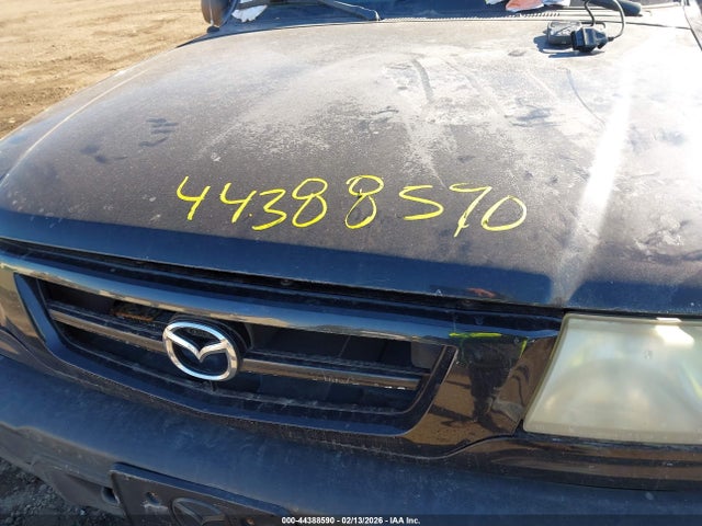 44388590 :رقم المزاد ، 4F4ZR17U81TM25937 vin ، 2001 Mazda B3000 Se مزاد بيع
