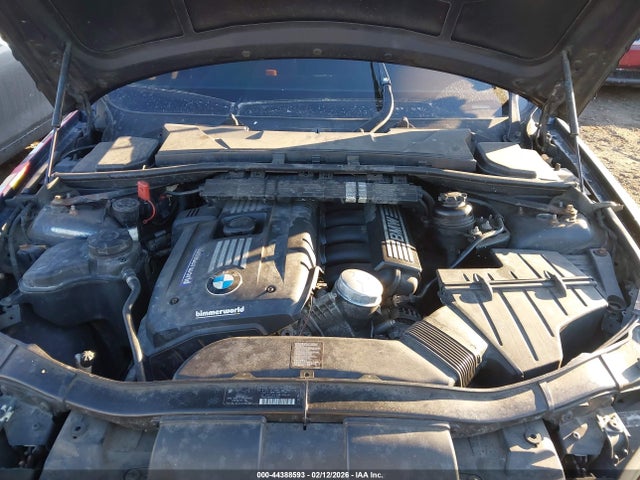 44388593 :رقم المزاد ، WBAPK7G50BNN78671 vin ، 2011 Bmw 328i Xdrive مزاد بيع