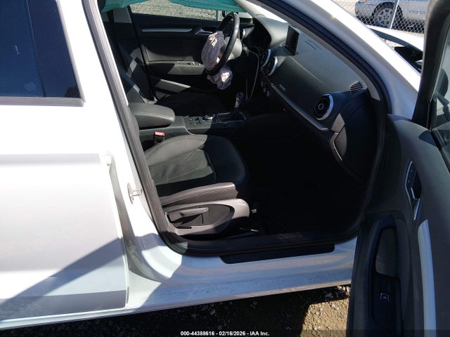WAUB8GFF0G1118332 Audi A3 2.0t Premium
